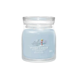 Yankee Candle Signature – Świeca średnia North Pole Hideaway, 368 g