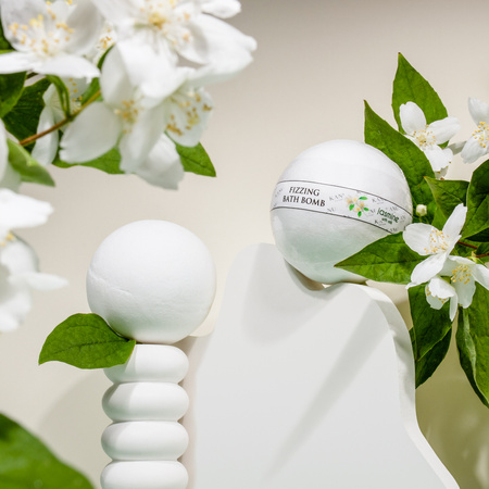 Kanu Nature Musująca kula do kąpieli Jaśminowa, 160 g