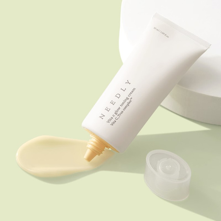 Needly Vita C Glow Toning Cream, rozświetlający krem tonizujący z witaminą C, 50 ml